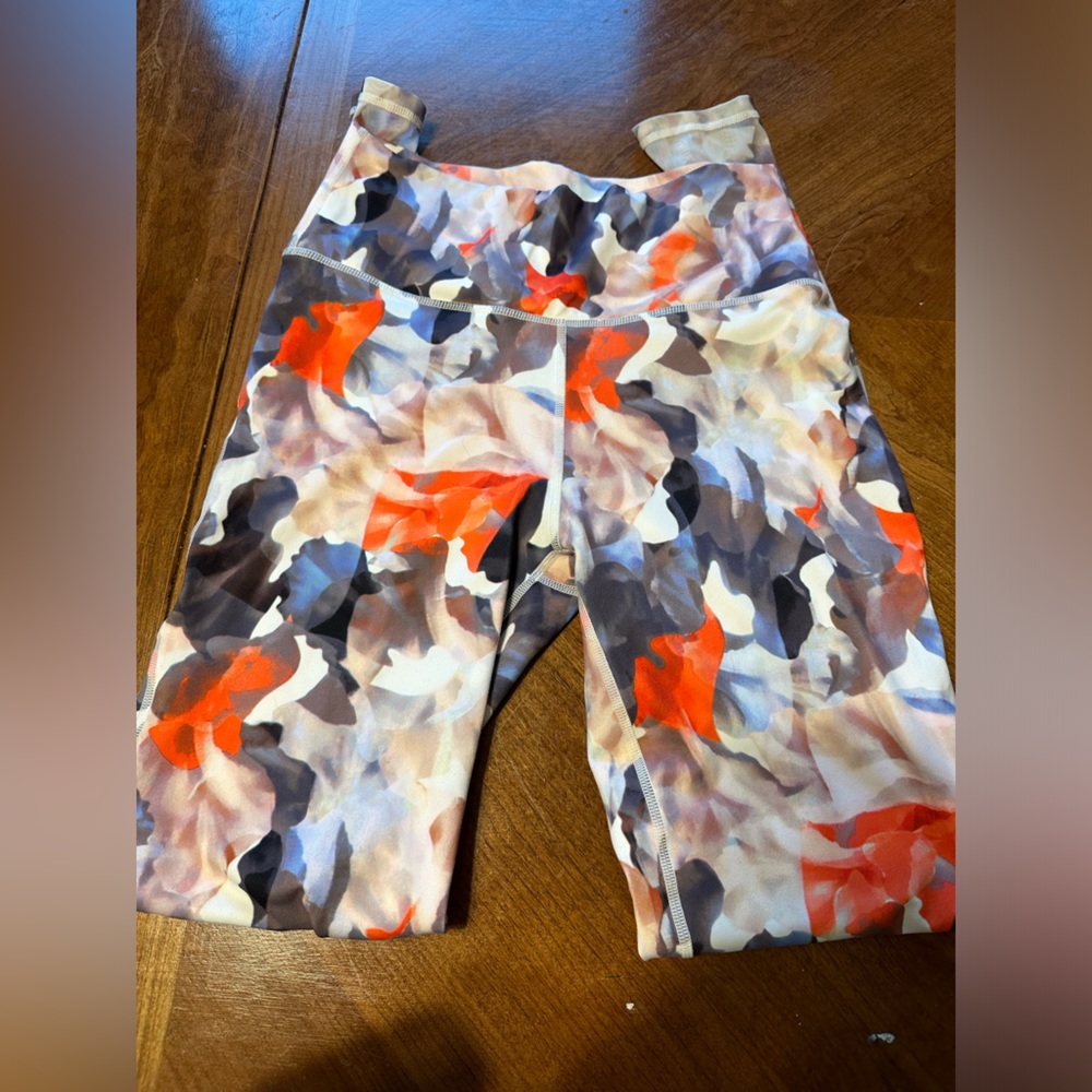 Fabletics Leggings - Picture 2 of 6